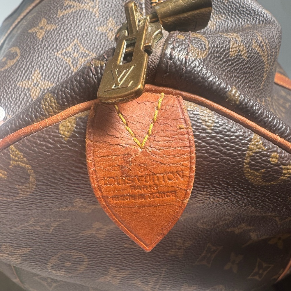 Authentic Louis Vuitton 50 Keepall - Picture 5 of 6